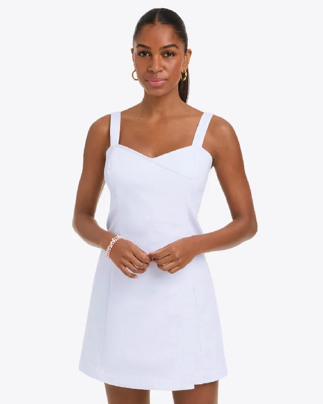 Sleeveless Mini Dress Chic Mini Dress with V-Neck