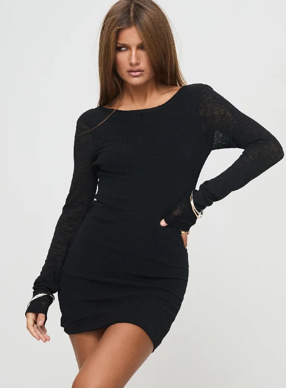 Experience Long Sleeve Mini Dress Black Cozy T-Shirt Mini Dress