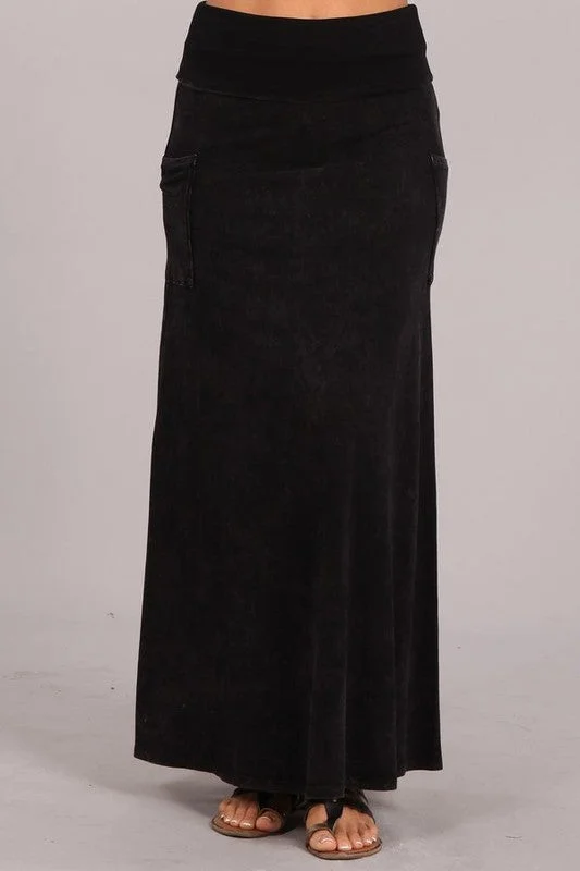 Chatoyant Mineral Wash Skirt Black relaxed fit skirt