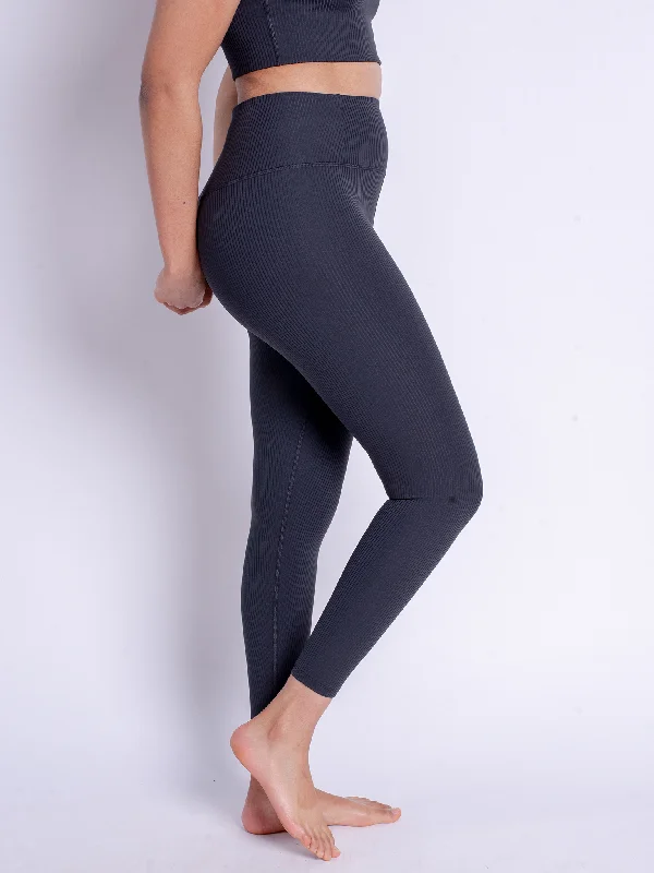 Girlfriend Collective Compressive Rib High-Rise 7/8 Leggings - Black Stylish Side-Stripe Leggings