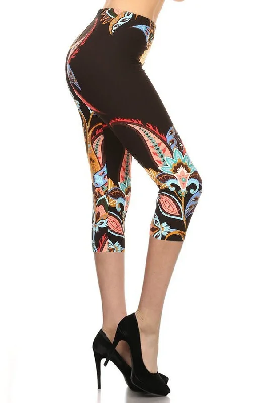 Paisley Floral Pattern Printed Lined Knit Capri Legging With Elastic Waistband. Stylish Stretch Print Leggings