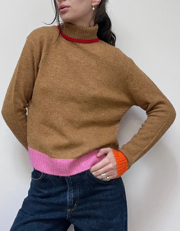 Prince Sweater in Camel Ribbed Striped Patterned