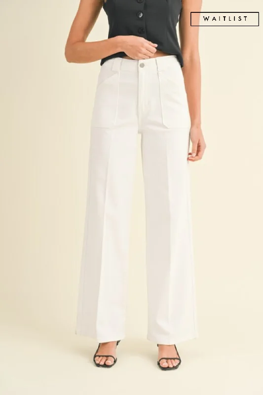 Waitlist 2/6 ♥ Miranda High Rise Patch Pocket Wide Leg Jeans White Fashionable Straight Cut Jeans